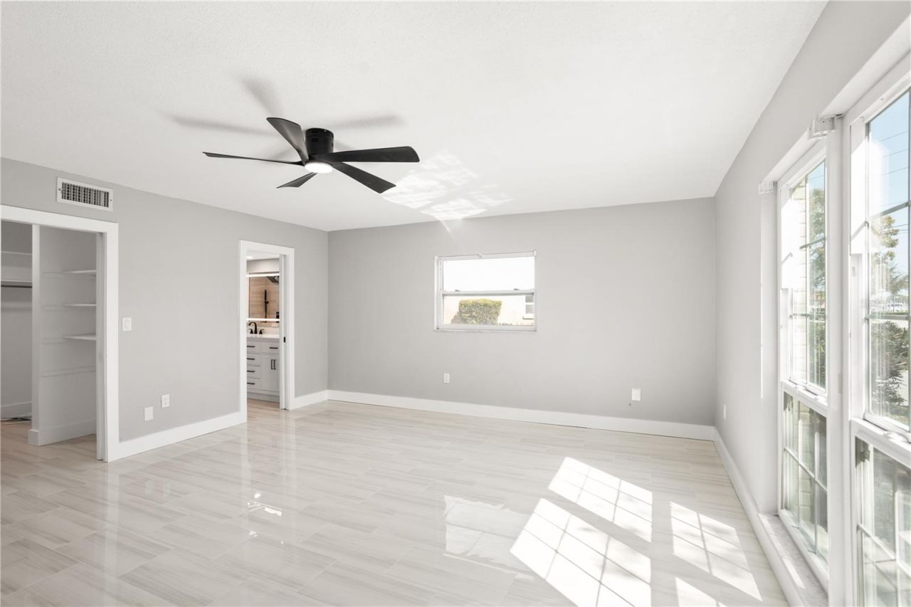 1000 Rafael Boulevard Ne, Unit 2, Saint Petersburg, FL 33704 Photo