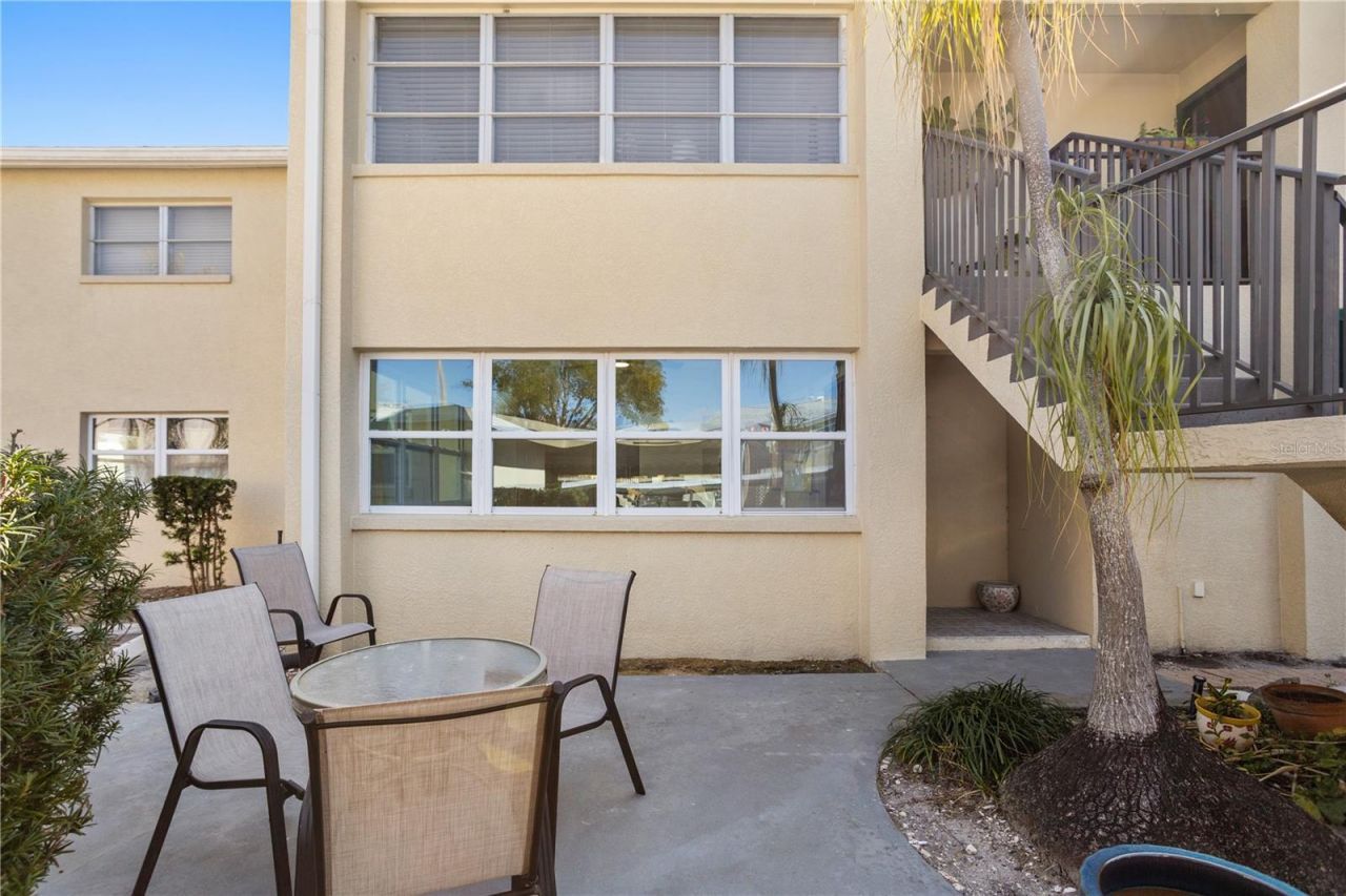 1000 Rafael Boulevard Ne, Unit 2, Saint Petersburg, FL 33704 Photo