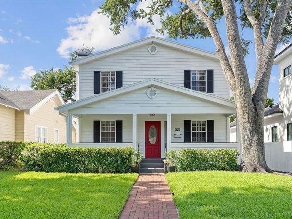 325 17TH AVENUE NE, ST PETERSBURG, FL 33704