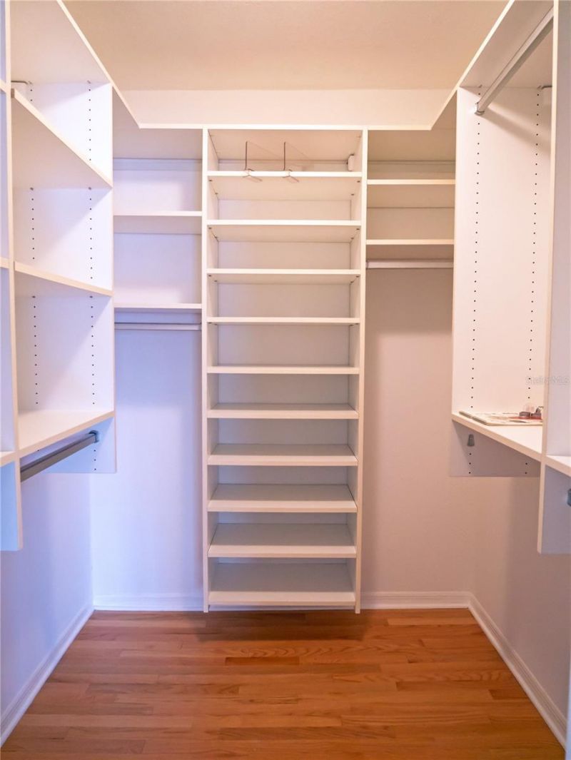 325 17th Avenue Ne, Saint Petersburg, FL 33704 Photo