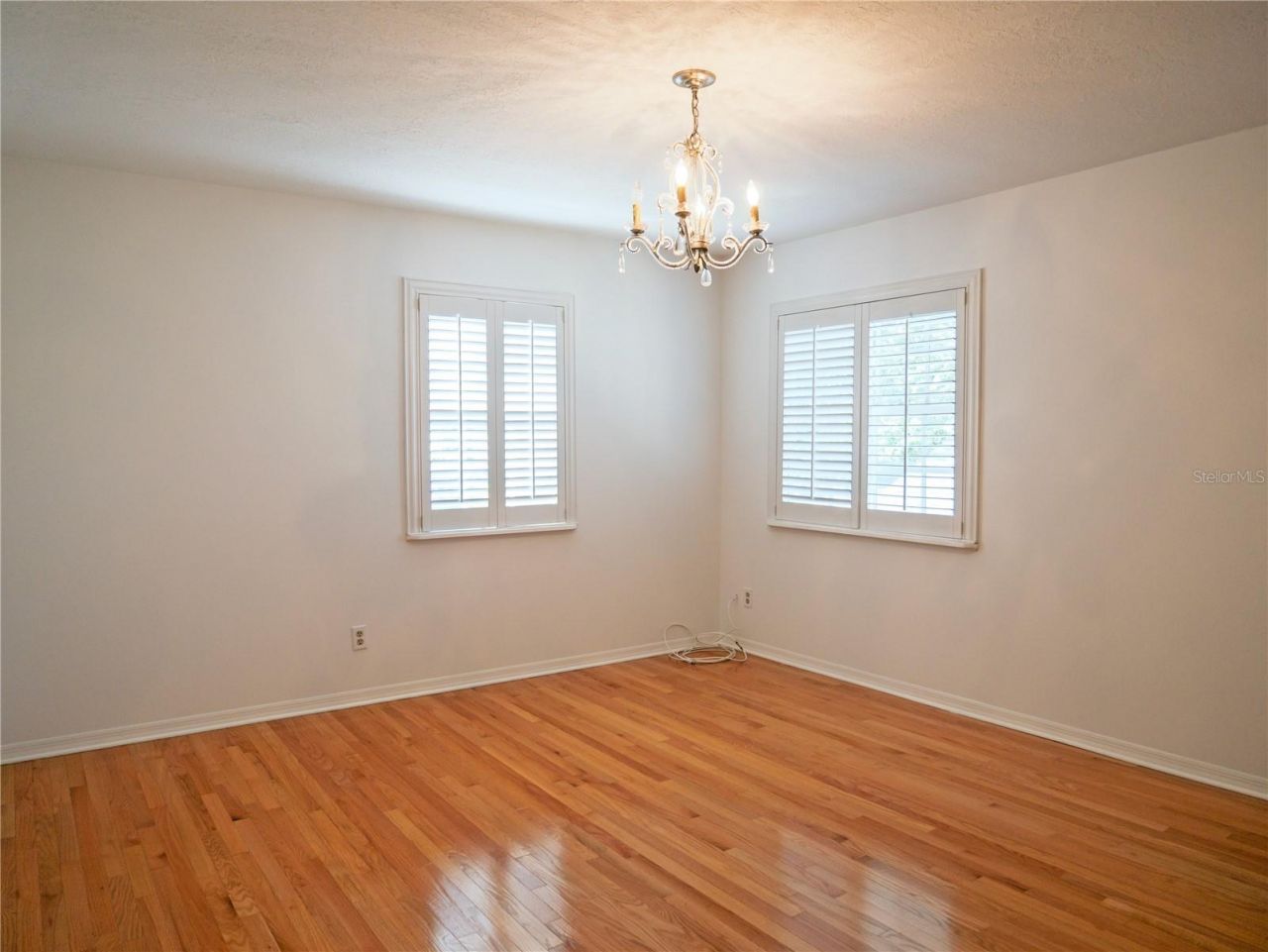 325 17th Avenue Ne, Saint Petersburg, FL 33704 Photo