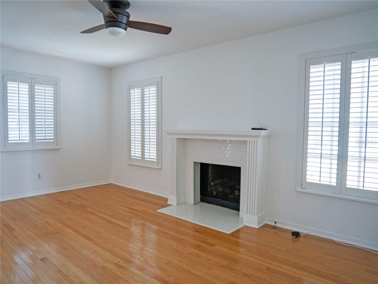 325 17th Avenue Ne, Saint Petersburg, FL 33704 Photo