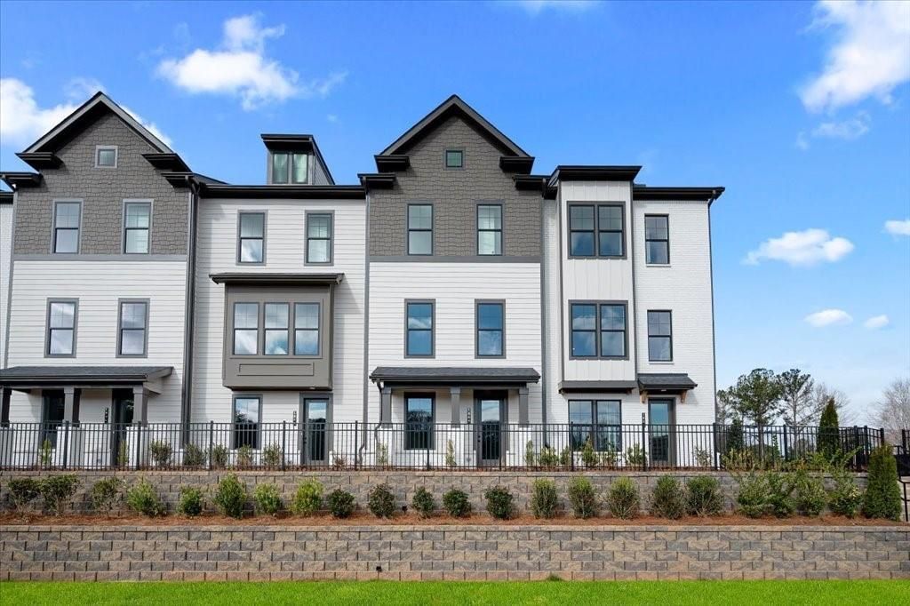 1863 Marisol Circle Nw, Kennesaw, GA 30144 Main Photo
