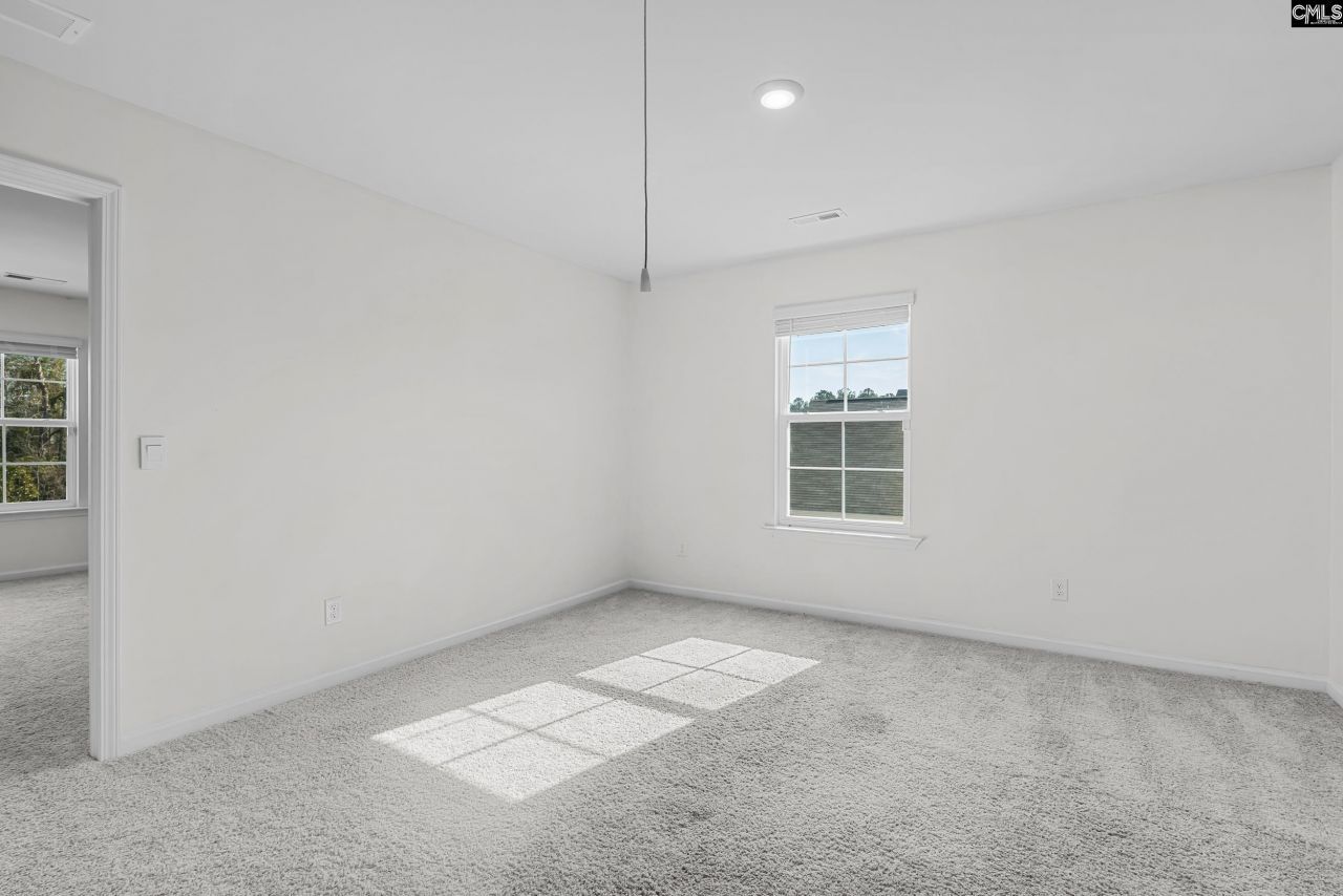 105 Maple Court  Photo 19