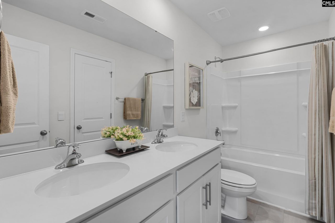 105 Maple Court  Photo 28