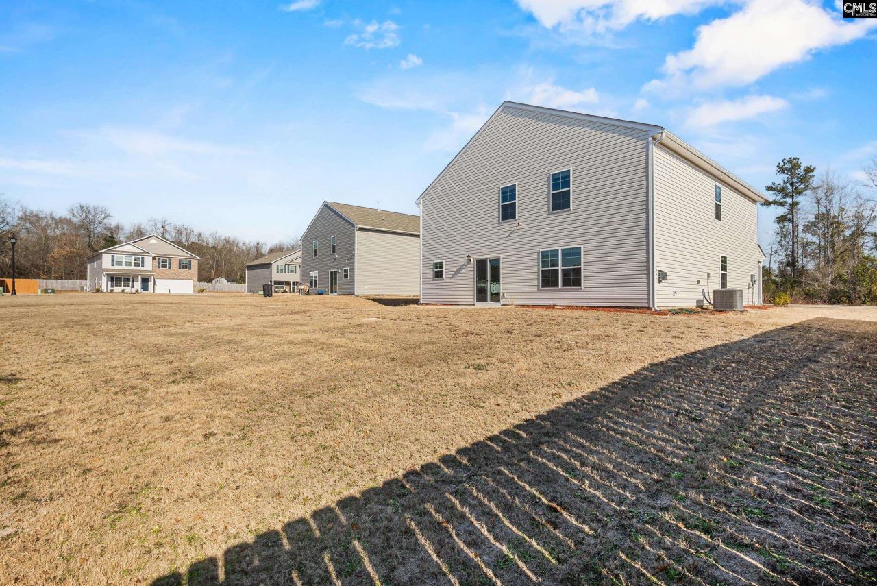 105 Maple Court  Photo 36