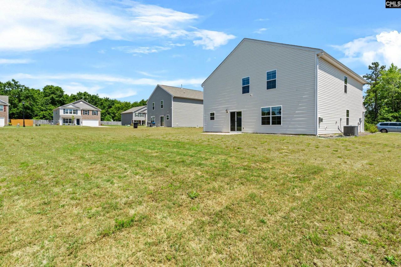 105 Maple Court  Photo 37