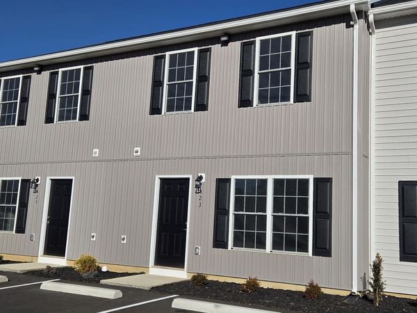 423 N Washington AVE , Pulaski, VA 24301