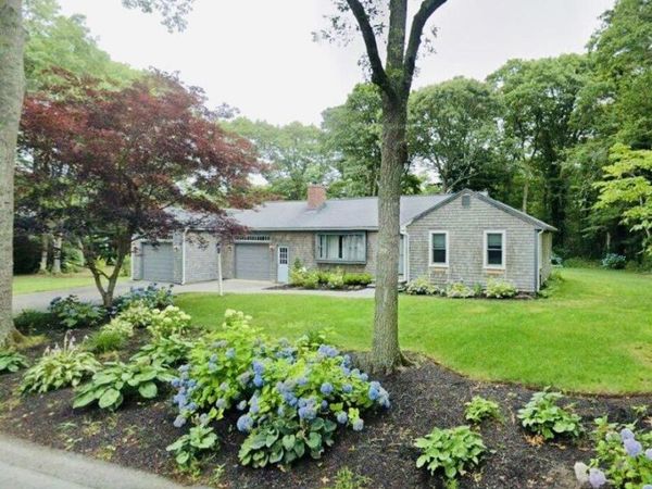 15 Whimbrel Drive, Cataumet, MA 02534