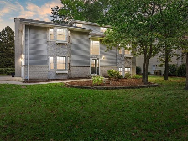 1005 97th STREET, Pleasant Prairie, WI 53158