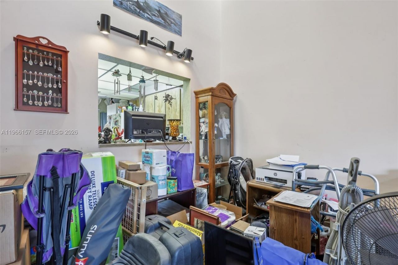 1881 SW 81st Ave, Davie, FL 33324 Photo