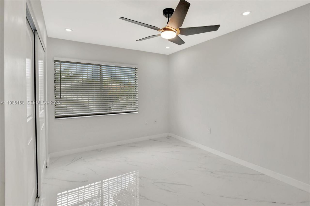 3916 NW 207th St Rd , Miami Gardens, FL 33055 Photo