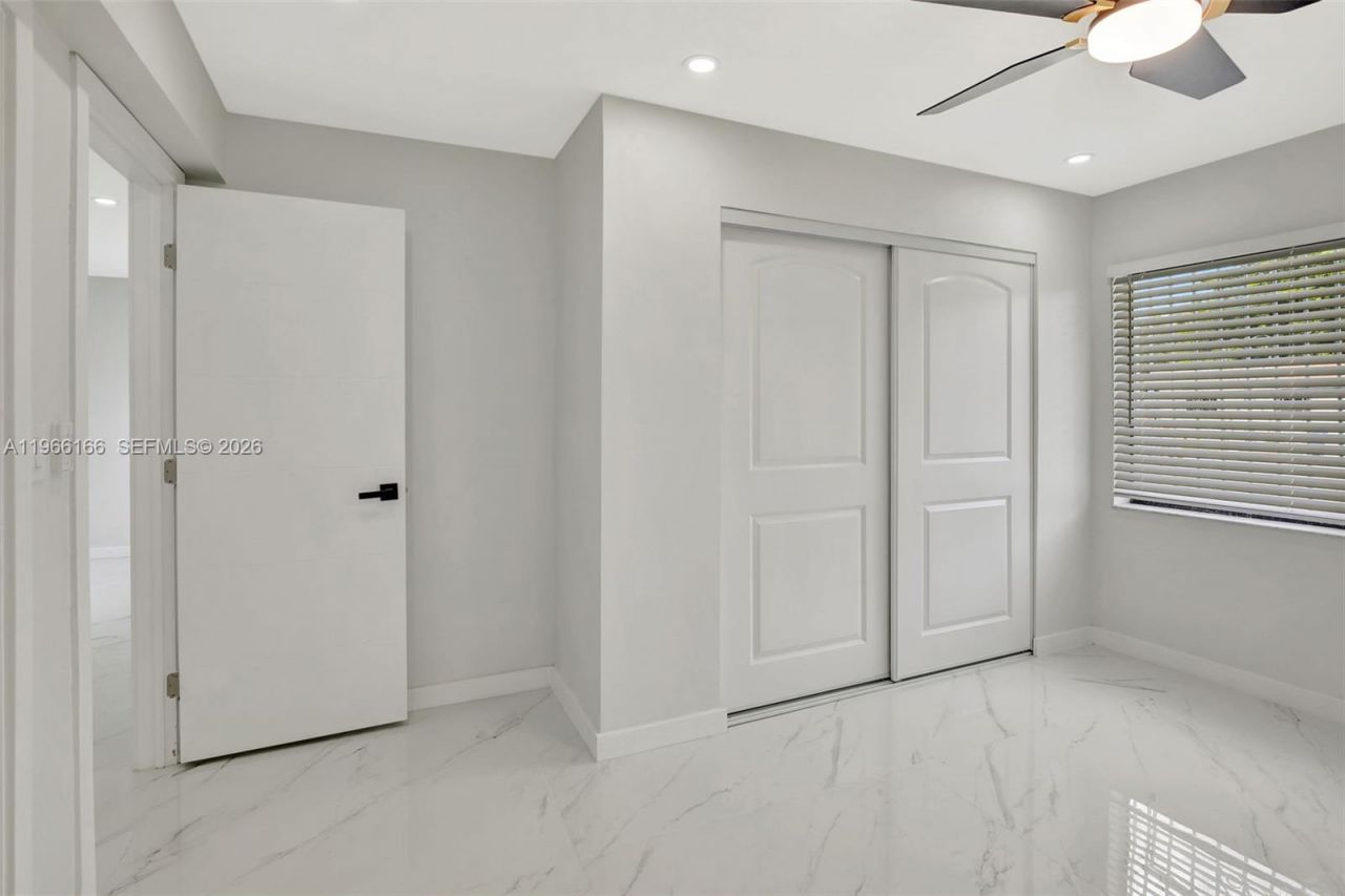 3916 NW 207th St Rd , Miami Gardens, FL 33055 Photo