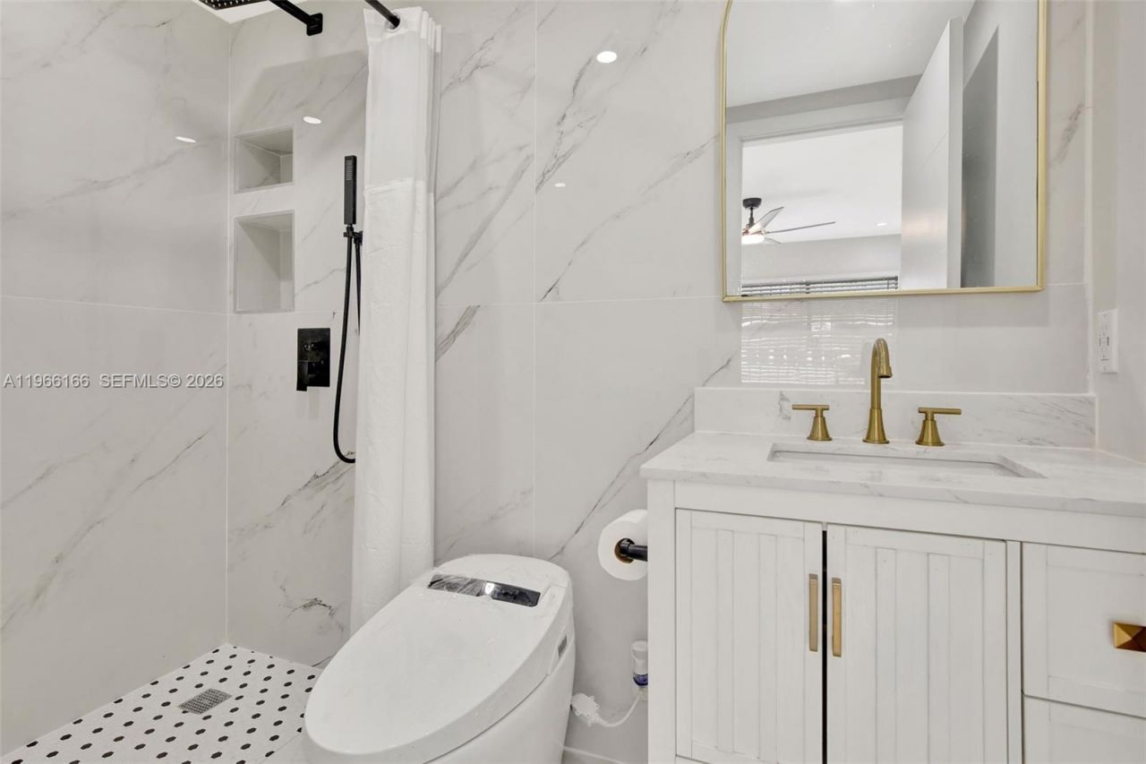 3916 NW 207th St Rd , Miami Gardens, FL 33055 Photo