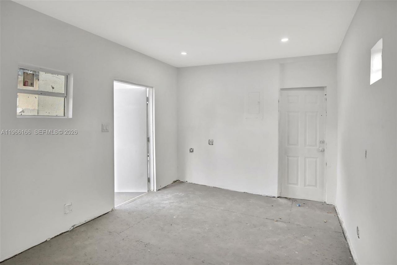 3916 NW 207th St Rd , Miami Gardens, FL 33055 Photo