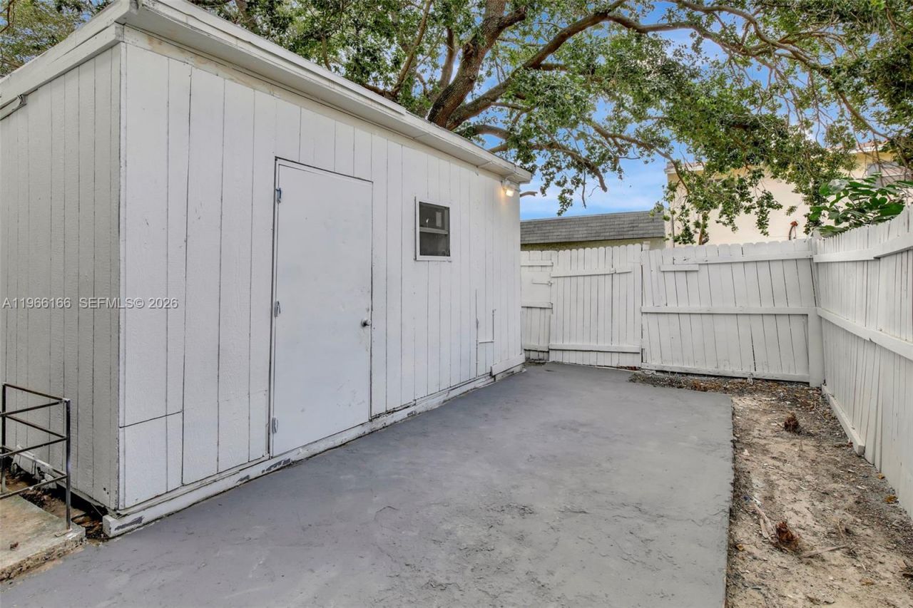 3916 NW 207th St Rd , Miami Gardens, FL 33055 Photo