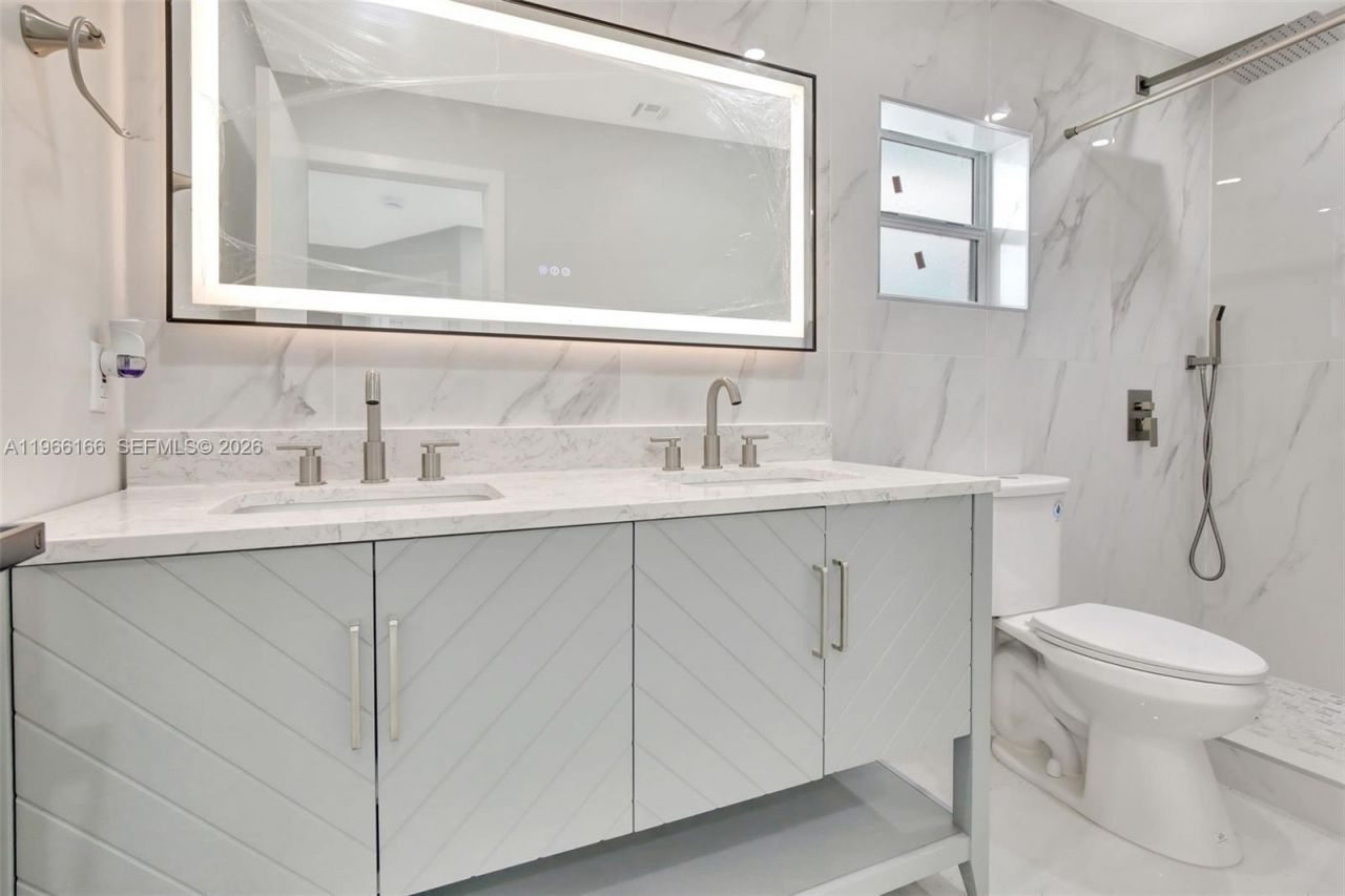 3916 NW 207th St Rd , Miami Gardens, FL 33055 Photo