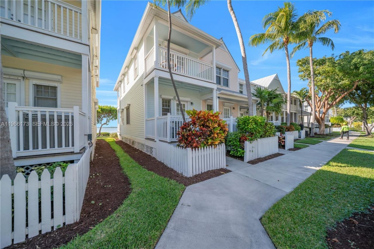 5036 Sunset Village Dr , Duck, FL 33050 Photo