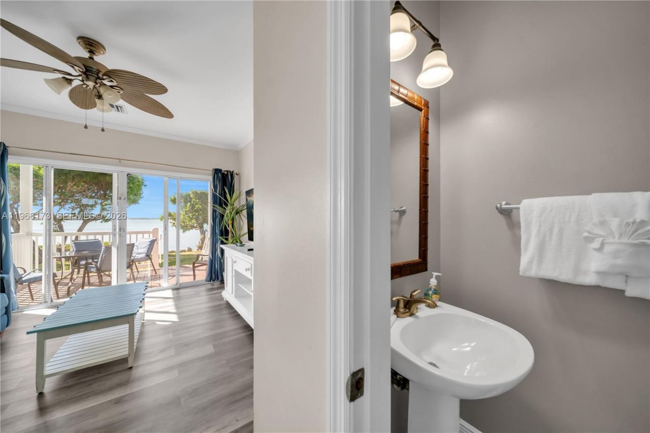 5036 Sunset Village Dr , Duck, FL 33050 Photo