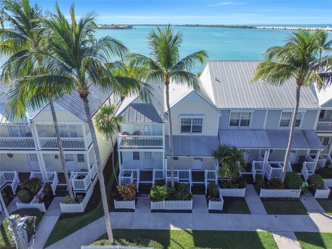 5036 Sunset Village Dr , Duck, FL 33050 Photo