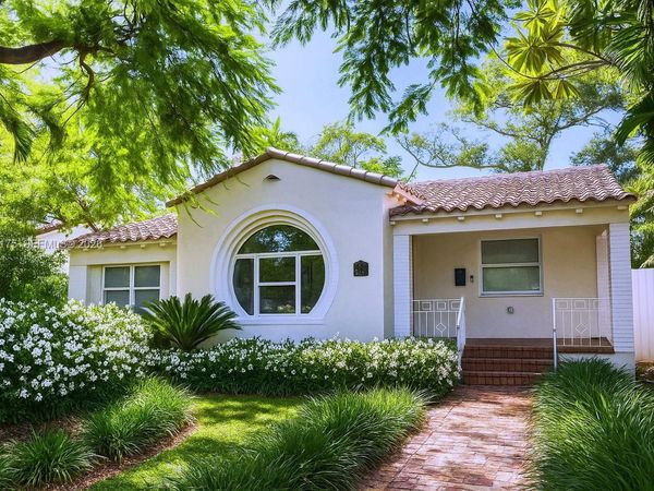 775 NE 76th St, Miami, FL 33138