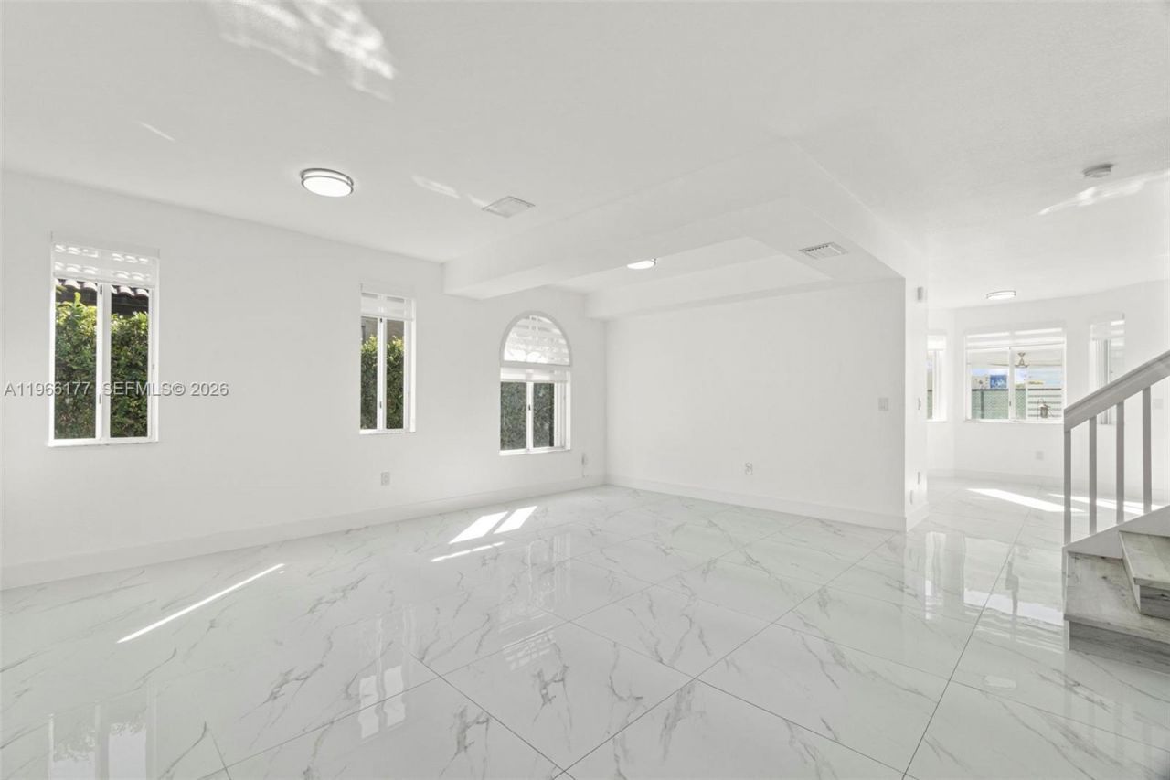 15786 SW 141st St , Unit 15786, Miami, FL 33196 Photo