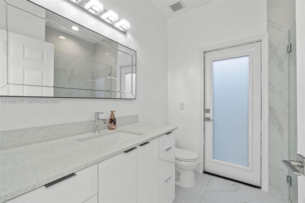 15786 SW 141st St , Unit 15786, Miami, FL 33196 Photo