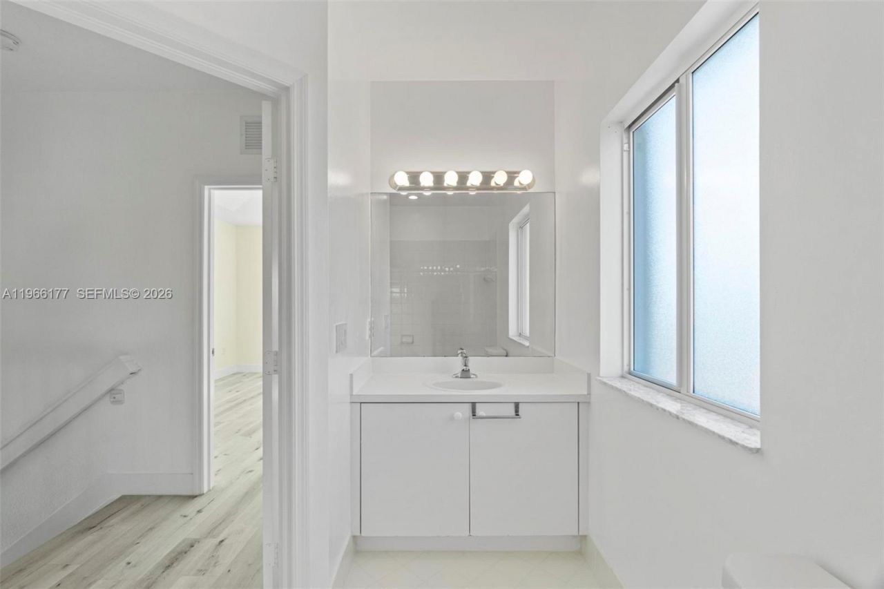 15786 SW 141st St , Unit 15786, Miami, FL 33196 Photo