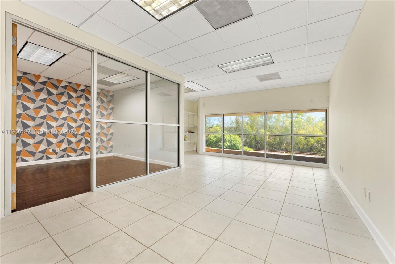 20191 NE 16th Pl , Unit 20191, Miami, FL 33179 Photo