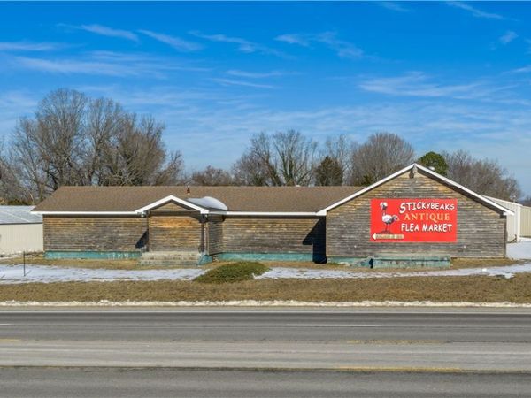 6017 Highway 62 , Gassville, AR 72635