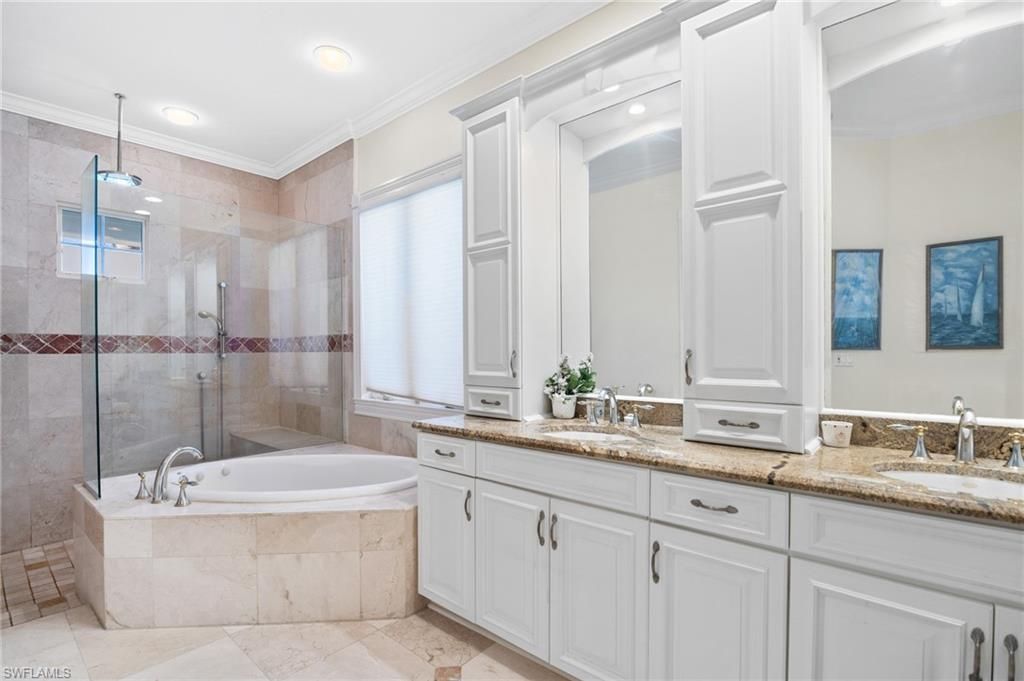 368 Hawser Ln, Naples, FL 34102 Photo