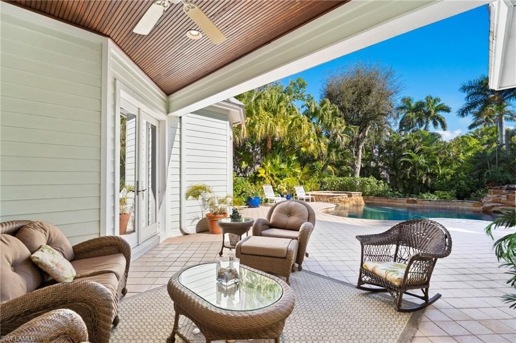 368 Hawser Ln, Naples, FL 34102 Photo