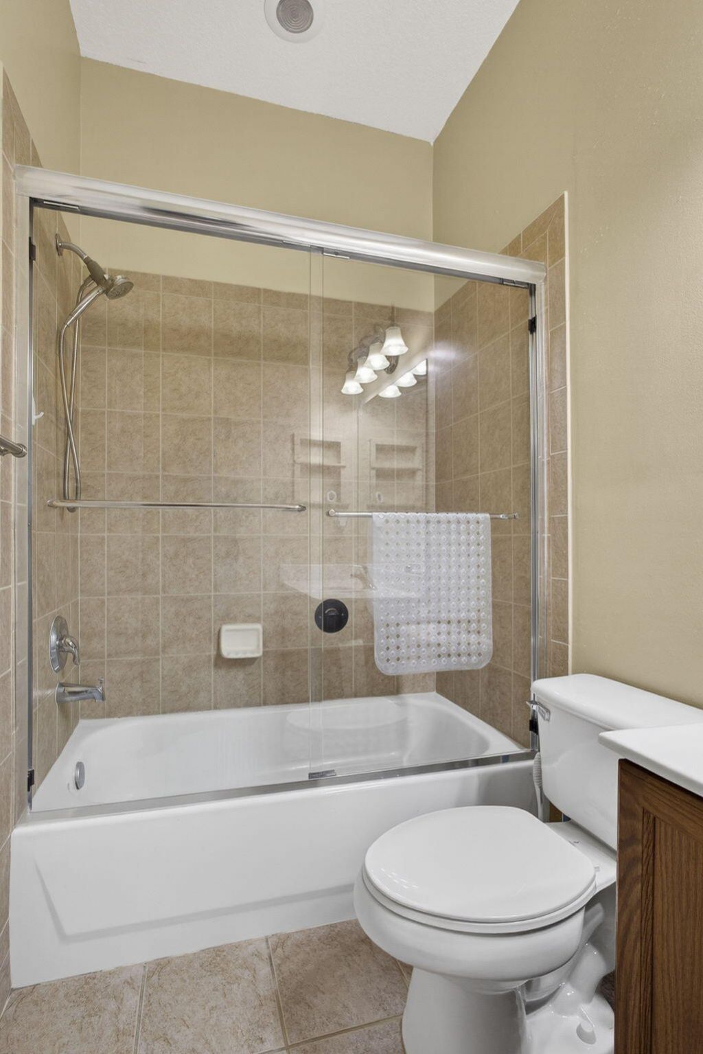 2520 NW 4th Street, Boynton Beach, FL 33426 Photo