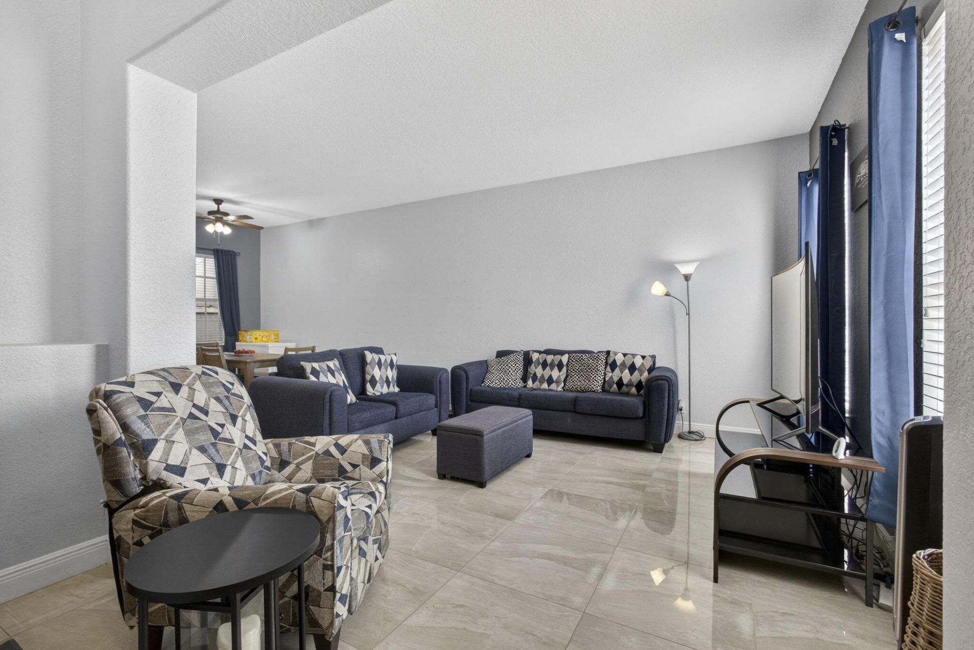 2520 NW 4th Street, Boynton Beach, FL 33426 Photo