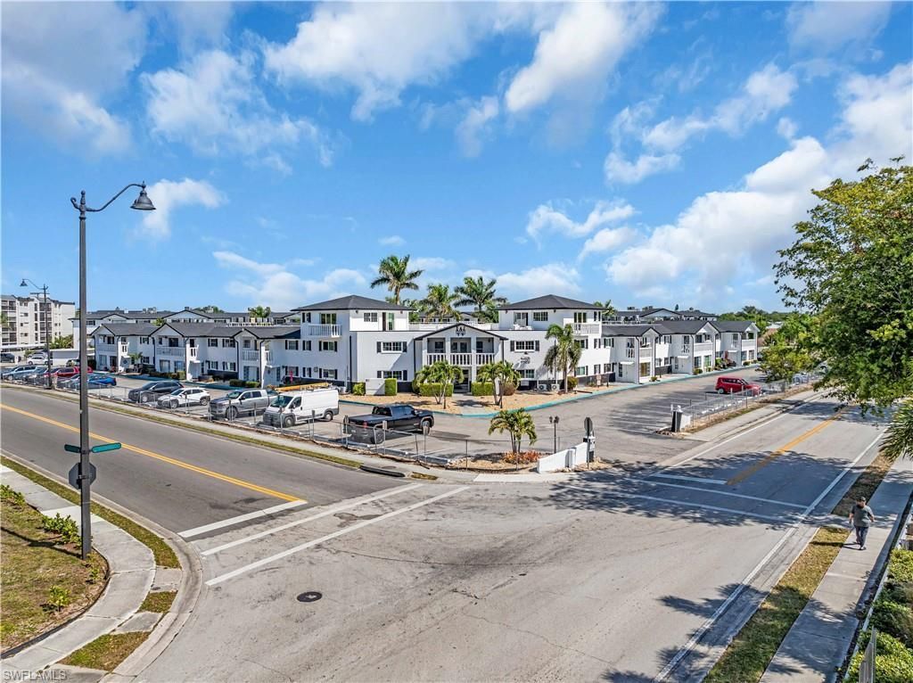 3704 Broadway , Unit 303, Fort Myers, FL 33901 Photo