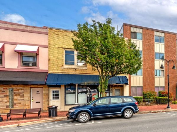 2661 Sheridan Road, Zion, IL 60099