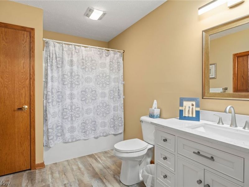 976 Rosemarie Circle, Wadsworth, OH 44281 Photo 26