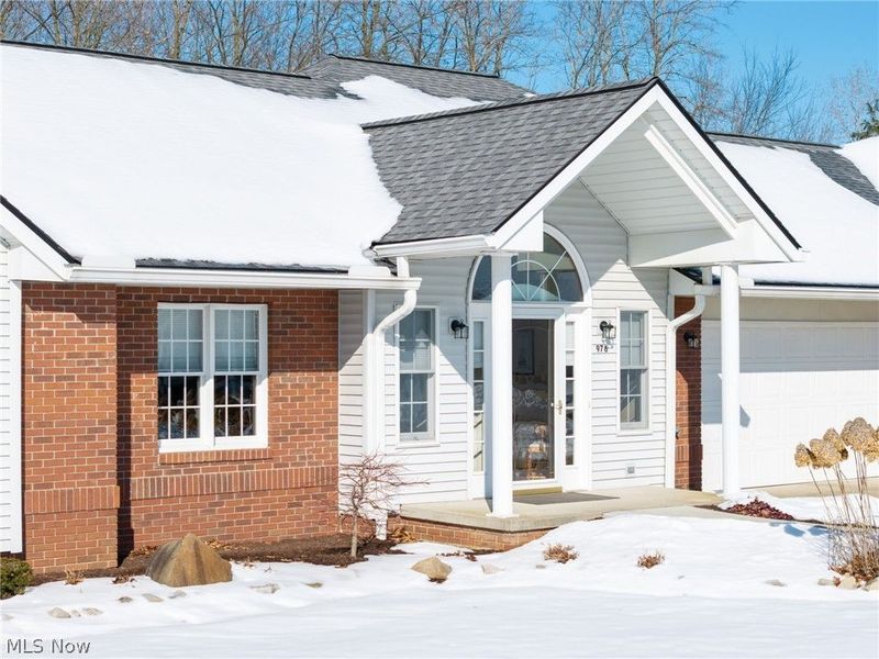 976 Rosemarie Circle, Wadsworth, OH 44281 Photo 3