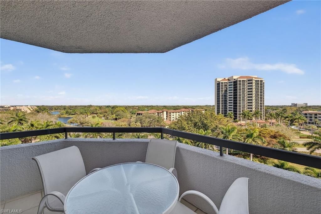 6075 Pelican Bay Blvd, Unit 706, Naples, FL 34108 Photo