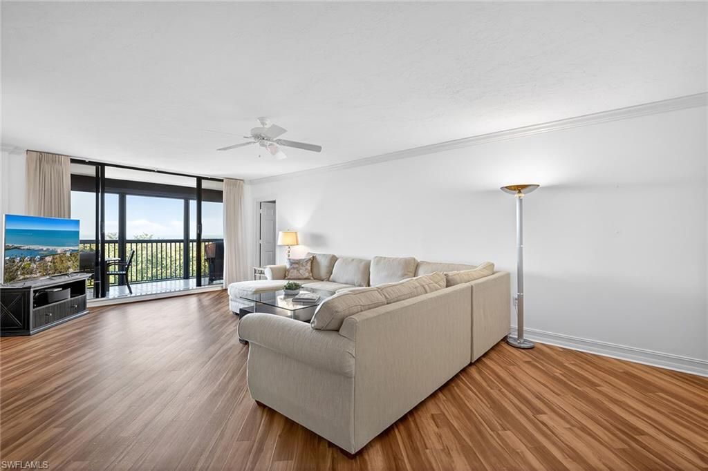 6075 Pelican Bay Blvd, Unit 706, Naples, FL 34108 Photo