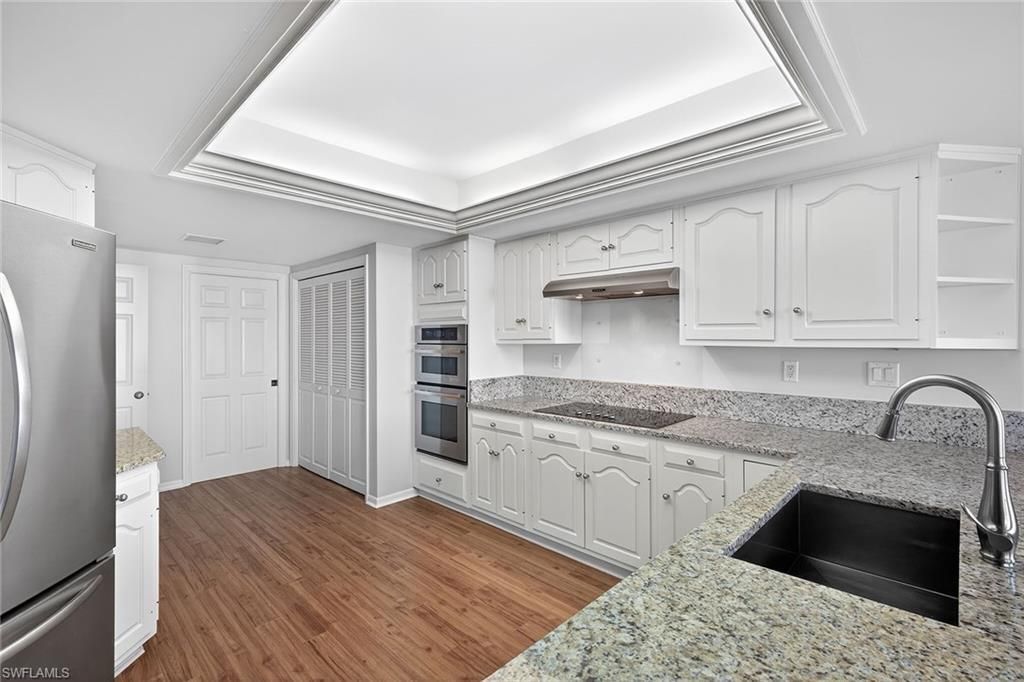 6075 Pelican Bay Blvd, Unit 706, Naples, FL 34108 Photo
