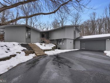 36 BLUE STONE COURT, CHADDS FORD, PA 19317