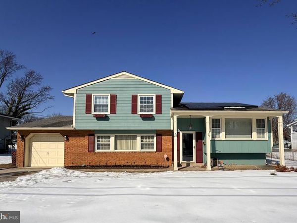 23 LEHIGH DRIVE, DELRAN, NJ 08075