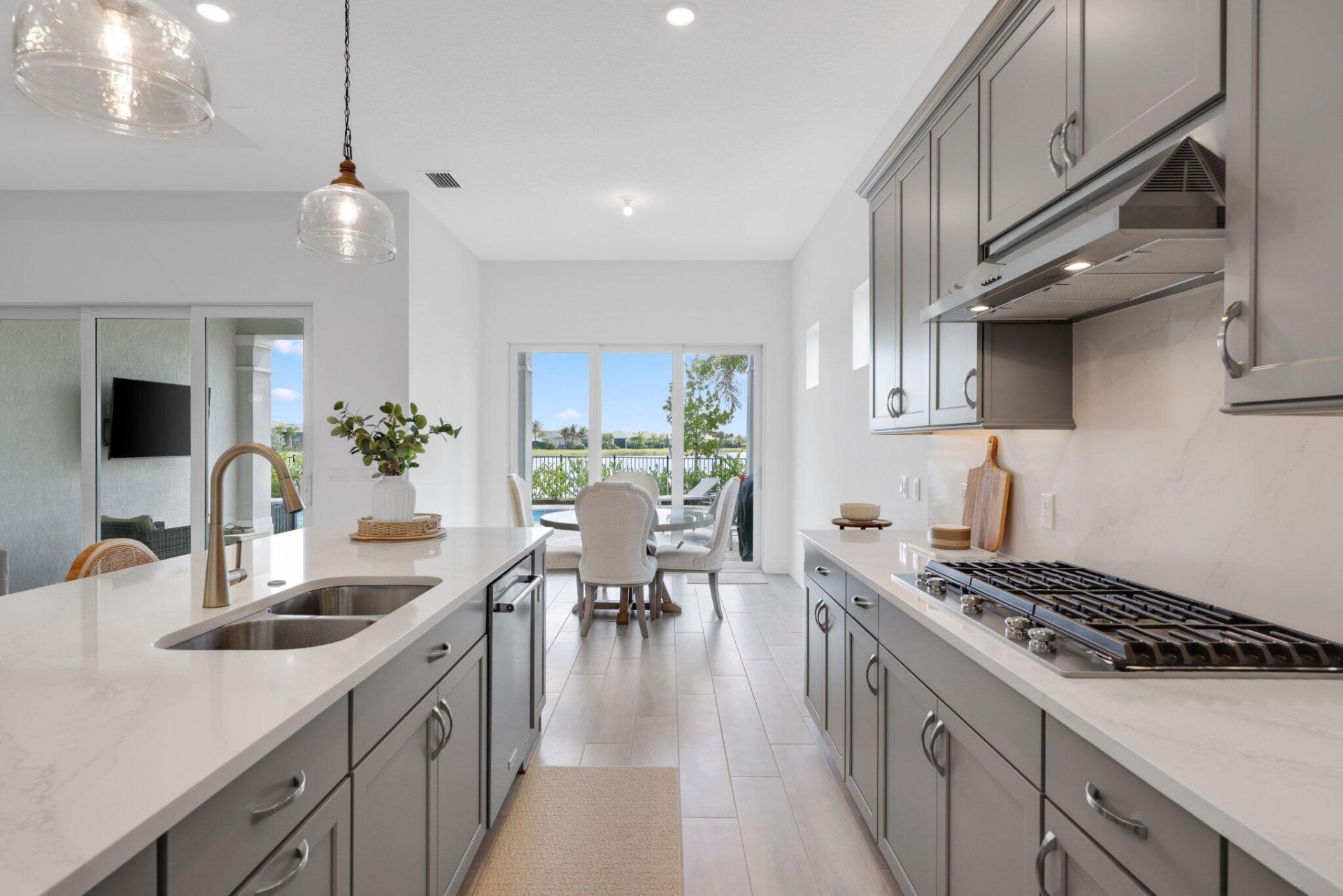 10466 Northbrook Circle, West Palm Beach, FL 33412 Photo