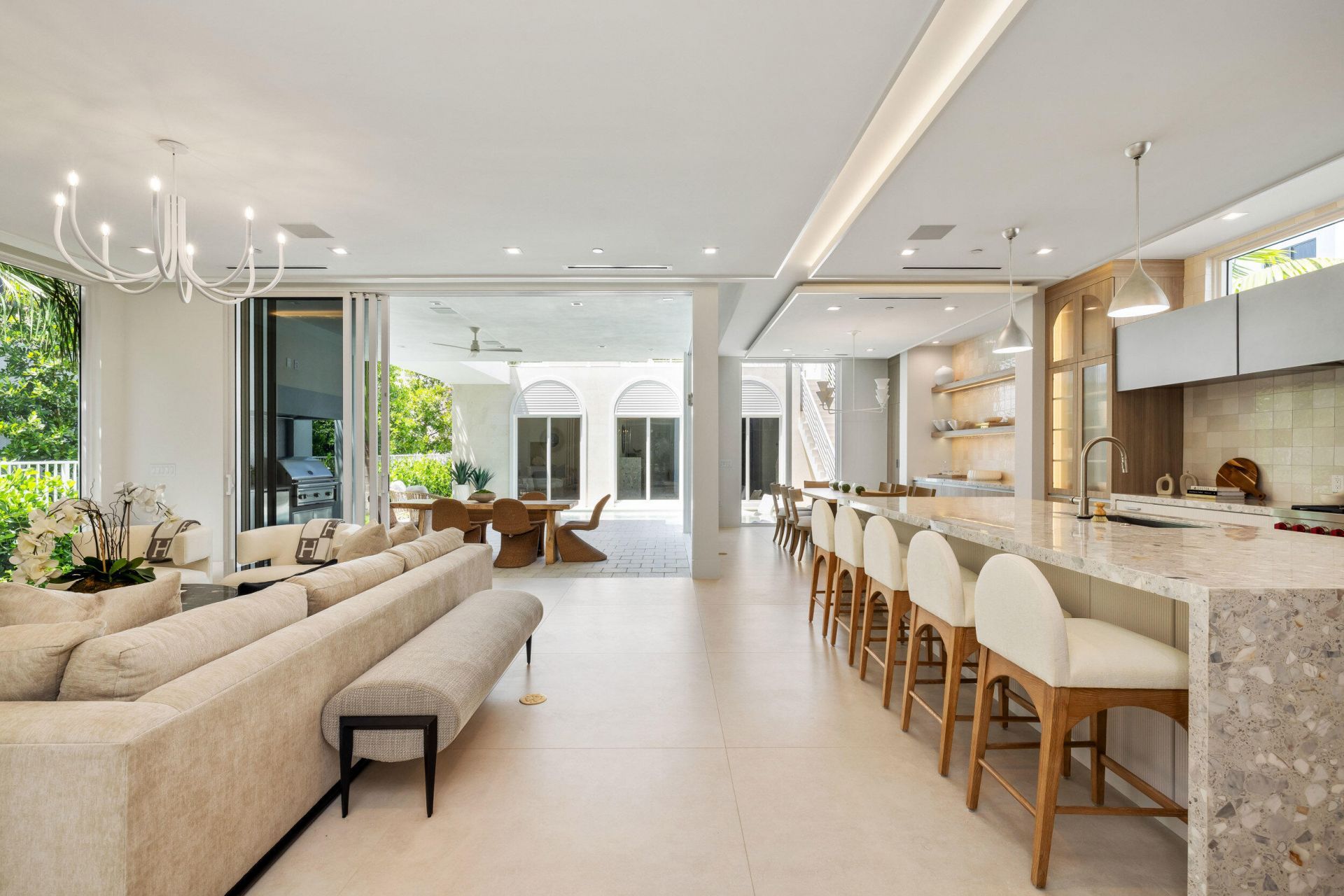 816 Palm Trail, Delray Beach, FL 33483 Photo