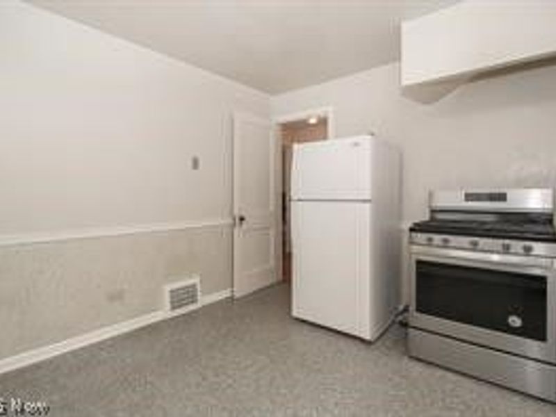 3878 W 134th Street, Cleveland, OH 44111 Photo 8