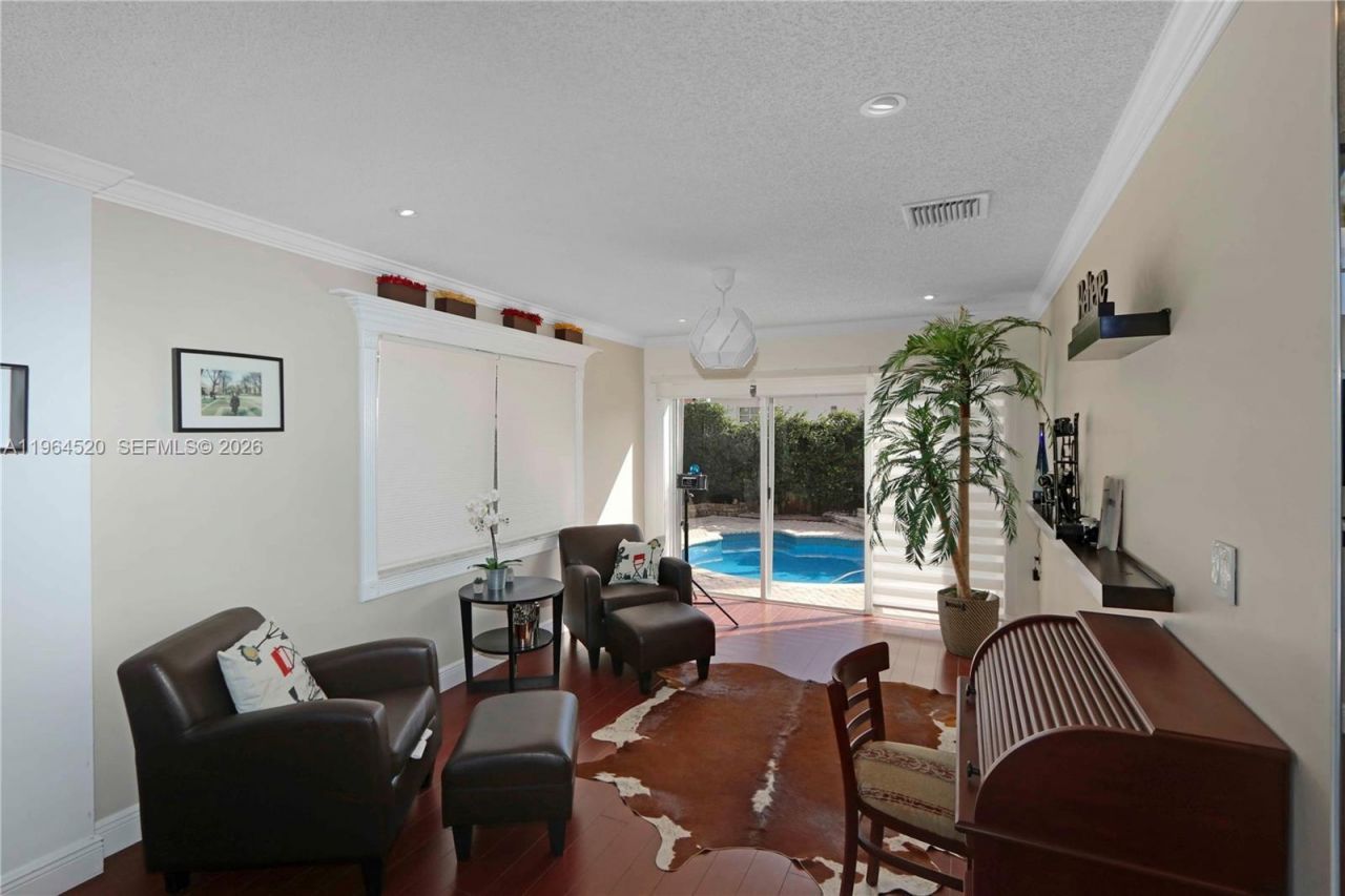 9465 SW 155th Ave, Miami, FL 33196 Photo