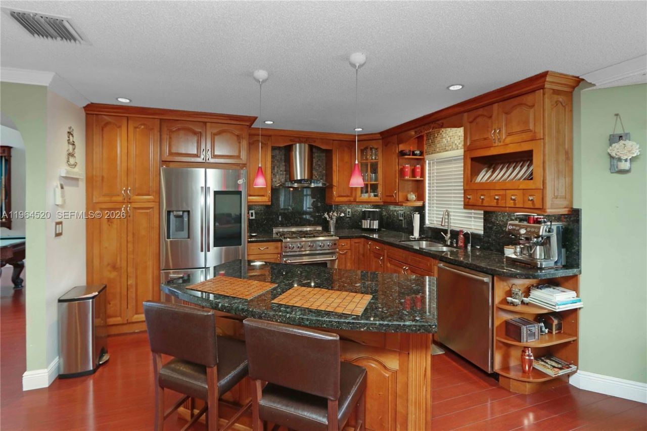 9465 SW 155th Ave, Miami, FL 33196 Photo