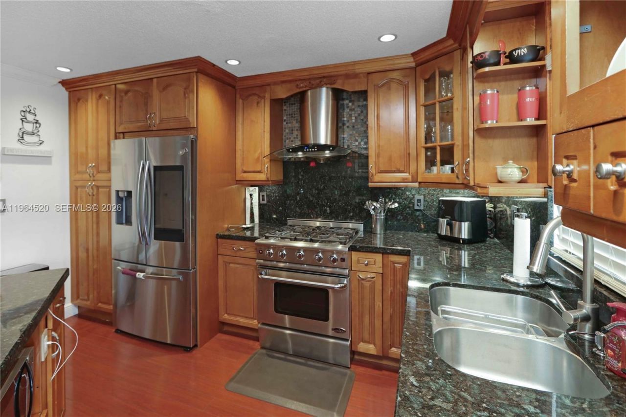 9465 SW 155th Ave, Miami, FL 33196 Photo