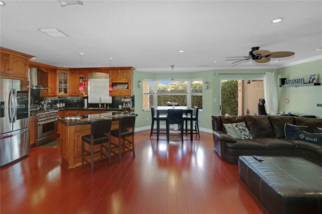 9465 SW 155th Ave, Miami, FL 33196 Photo